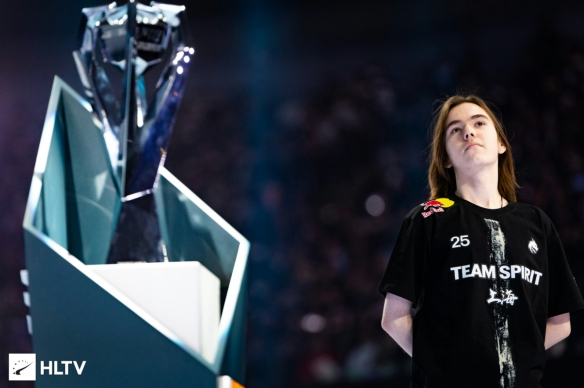 目前T1以7-1位列LCK联赛榜首，GEN和LSB都是6-2 Oner也以600点的POG点数来到排行榜第一名